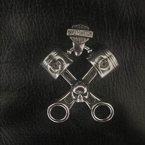 Harley-Davidson Silver Piston Pendant